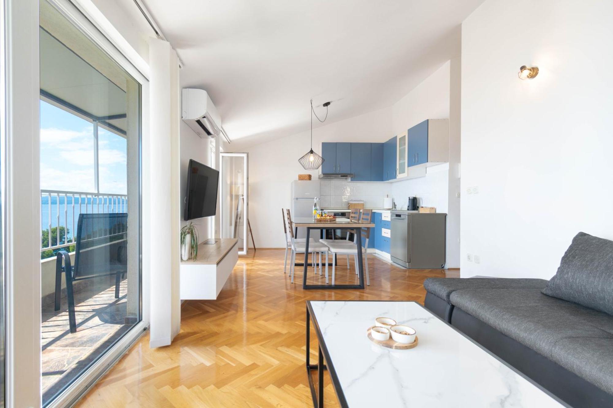 Apartments 30 m from Beach,Makarska Exteriör bild