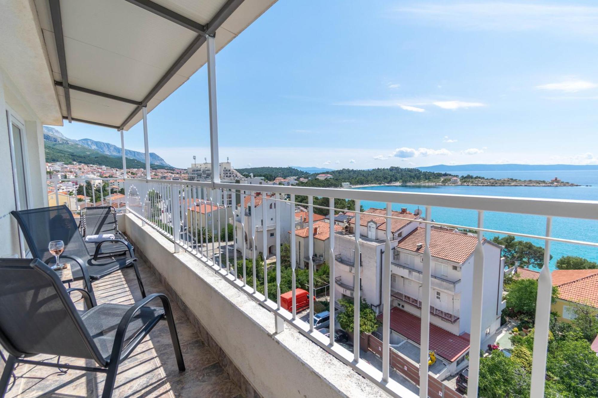 Apartments 30 m from Beach,Makarska Exteriör bild