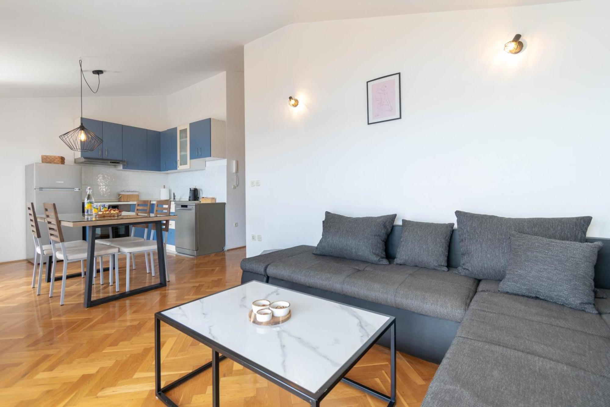 Apartments 30 m from Beach,Makarska Exteriör bild