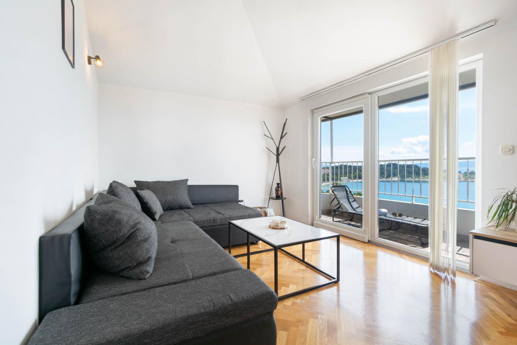 Apartments 30 m from Beach,Makarska Exteriör bild
