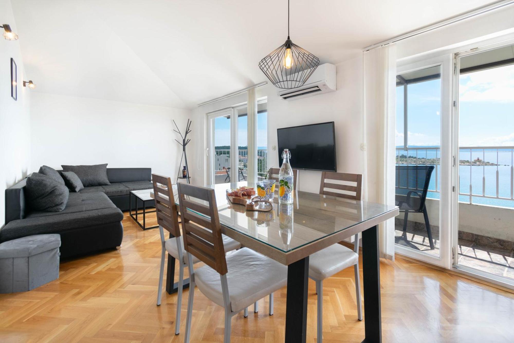 Apartments 30 m from Beach,Makarska Exteriör bild